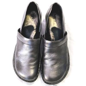 Born W12030 Metallic Pewter Leather Wedge Mule Clogs Size 10 EU 42